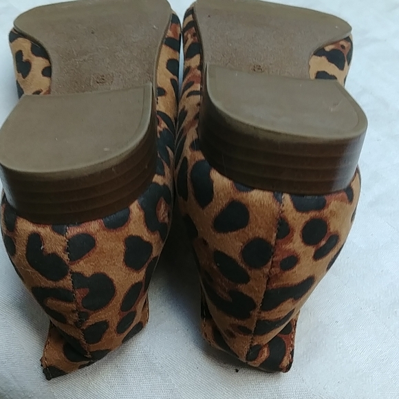 Leopard print flats - Picture 3 of 4